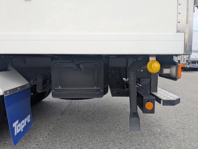 HINO DUTRO 2023 Image 31