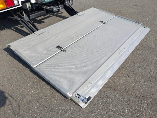 MITSUBISHI FUSOU FIGHTER 2023 Image 31