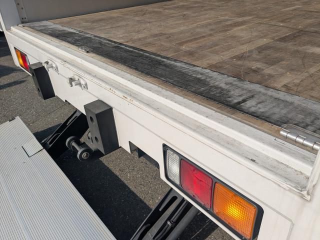 MITSUBISHI FUSOU FIGHTER 2023 Image 31