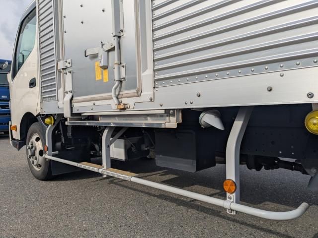 HINO DUTRO 2022 Image 31