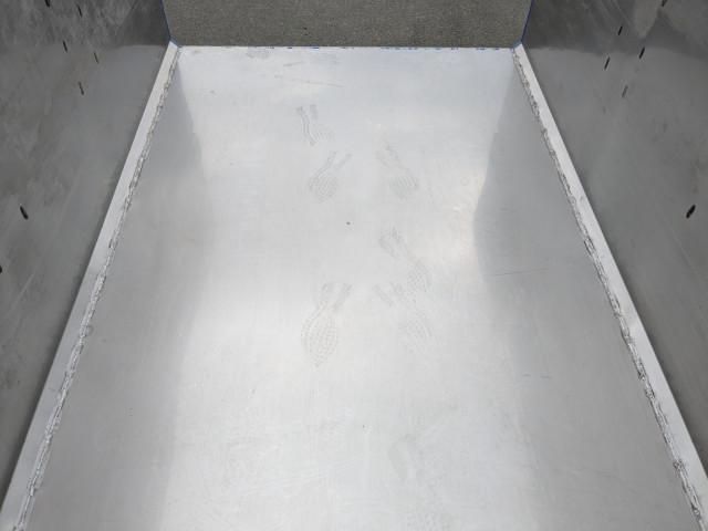 ISUZU ELF 2022 Image 31