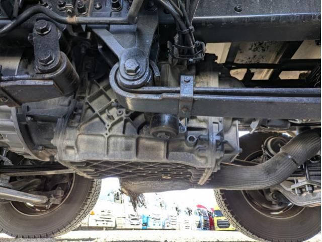 NISSAN DIESEL QUON 2020 Image 31