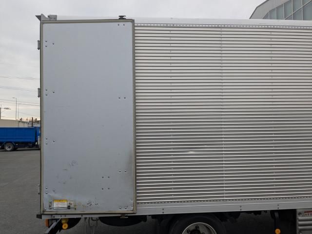 HINO DUTRO 2020 Image 31