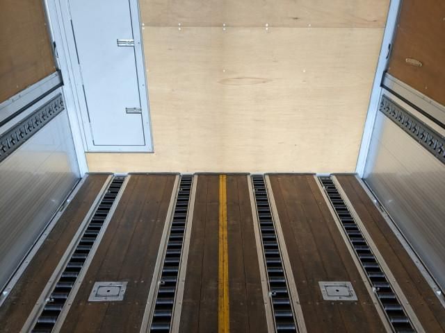 NISSAN DIESEL QUON 2019 Image 31