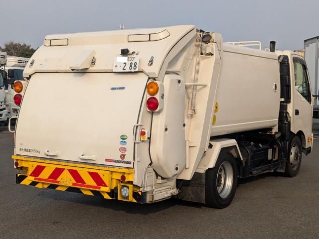 HINO DUTRO 2019 Image 31