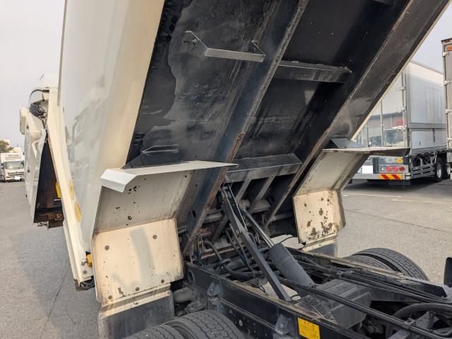 HINO DUTRO 2019 Image 31