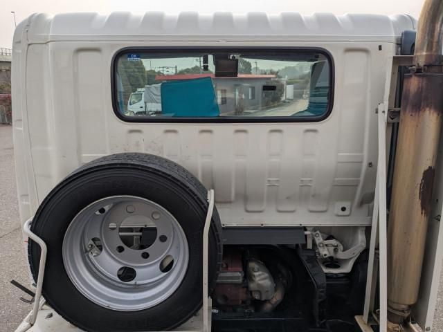 HINO DUTRO 2019 Image 31