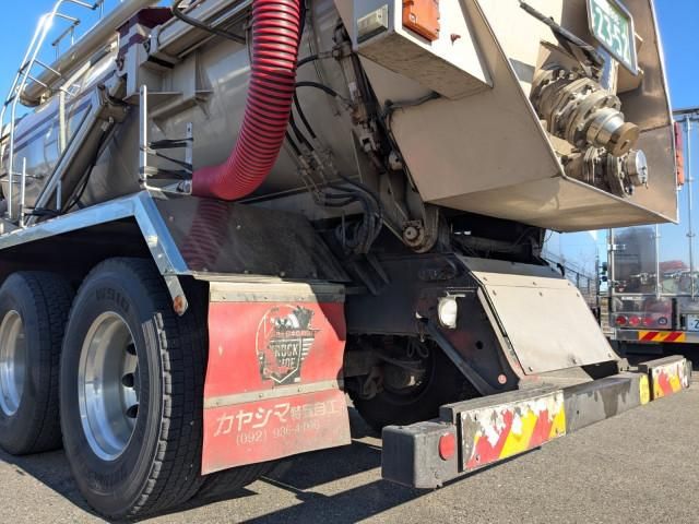 NISSAN DIESEL QUON 2018 Image 31