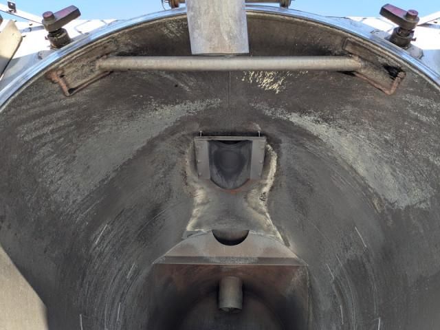 NISSAN DIESEL QUON 2018 Image 31