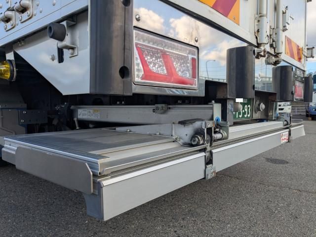 ISUZU FORWARD 2014 Image 31