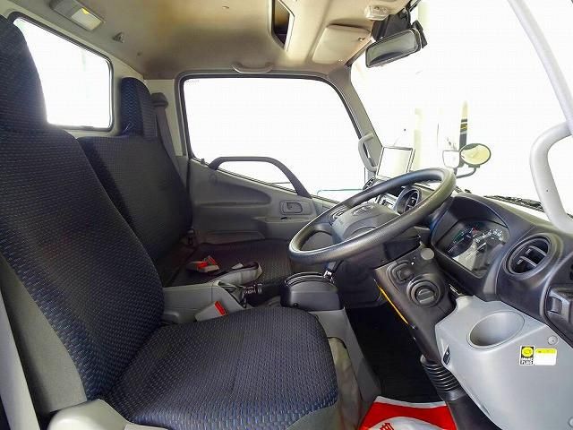 TOYOTA DYNA 2024 Image 31