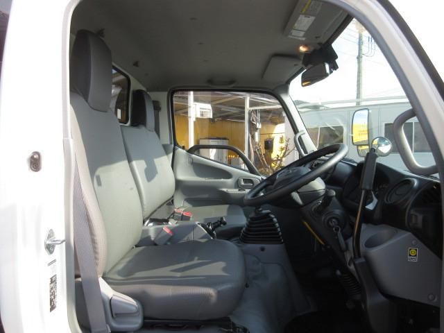 HINO DUTRO 2024 Image 31