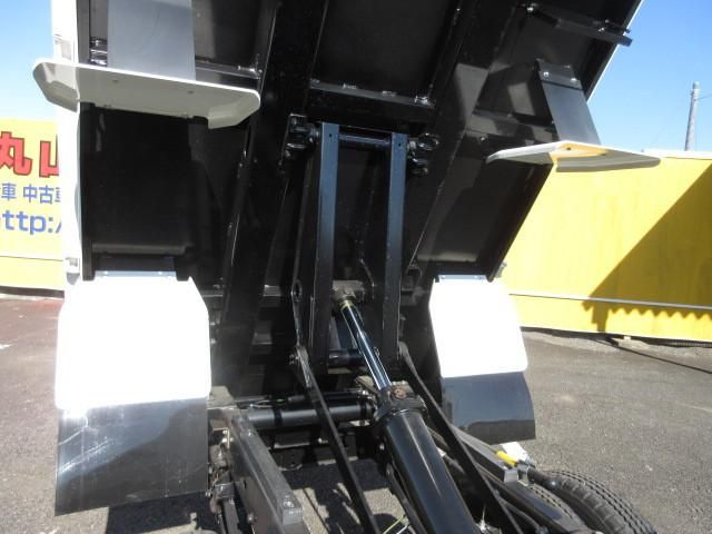 HINO DUTRO 2025 Image 31