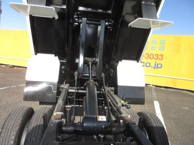 HINO DUTRO 2025 Image 31