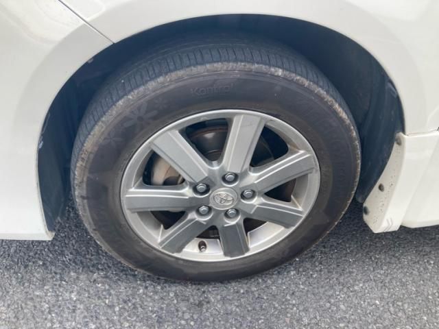 TOYOTA VOXY 2008 Image 31