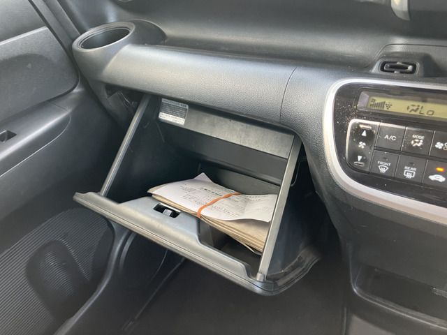 HONDA N BOX 2014 Image 31