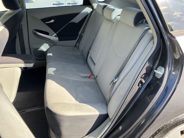 TOYOTA PRIUS 2011 Image 31
