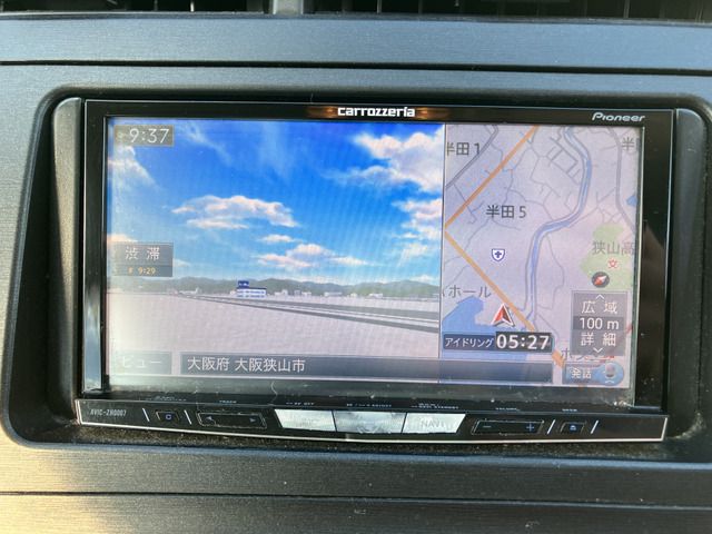 TOYOTA PRIUS 2011 Image 31