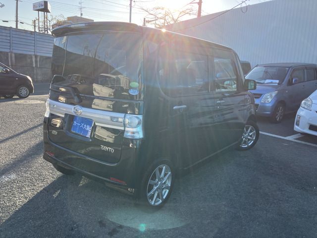 DAIHATSU TANTO CUSTOM 2013 Image 31