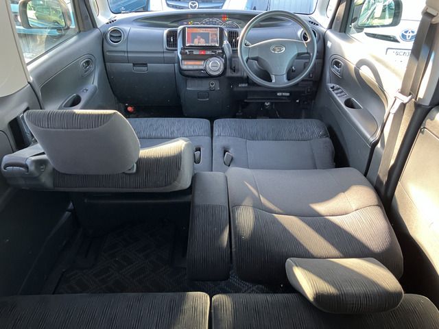 DAIHATSU TANTO CUSTOM 2013 Image 31