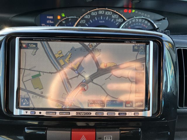 DAIHATSU TANTO CUSTOM 2013 Image 31