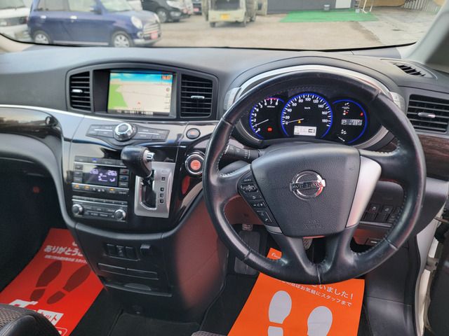 NISSAN ELGRAND 2011 Image 31