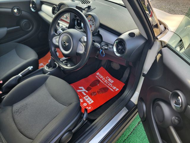 BMW MINI COOPER CLUB 2009 Image 31