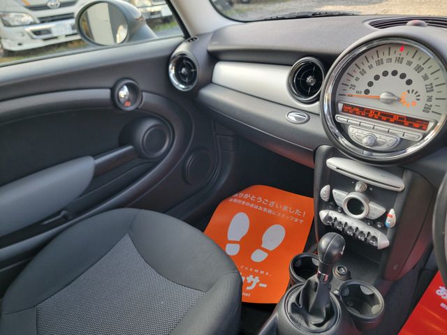 BMW MINI COOPER CLUB 2009 Image 31