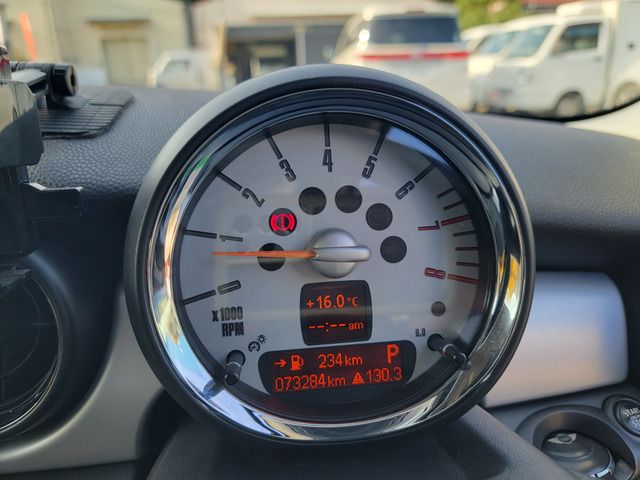 BMW MINI COOPER CLUB 2009 Image 31