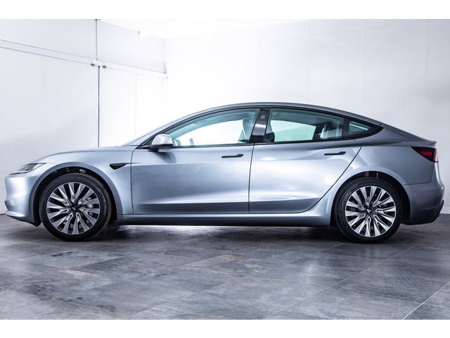 TESLA MODEL 3 2025 Image 31