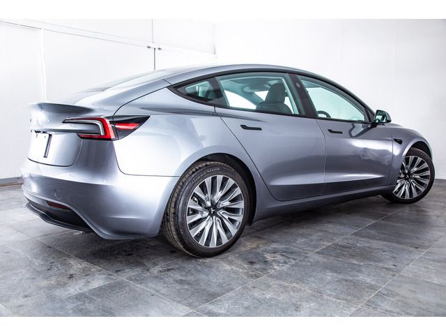 TESLA MODEL 3 2025 Image 31