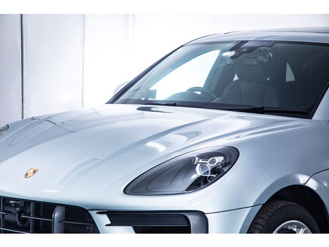 PORSCHE MACAN 2019 Image 31