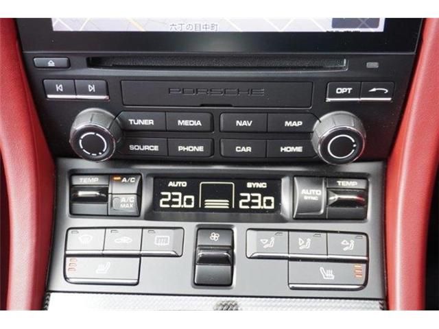 PORSCHE 911 2018 Image 31