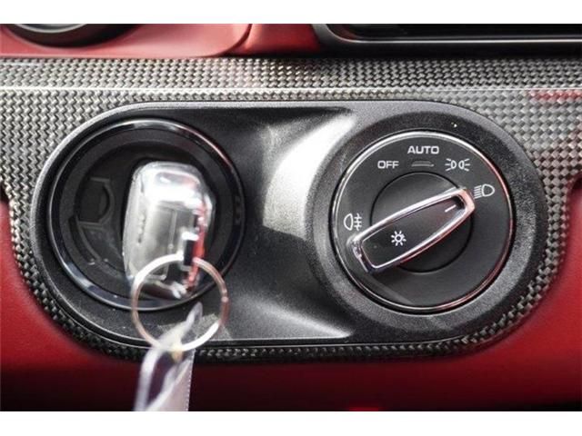 PORSCHE 911 2018 Image 31