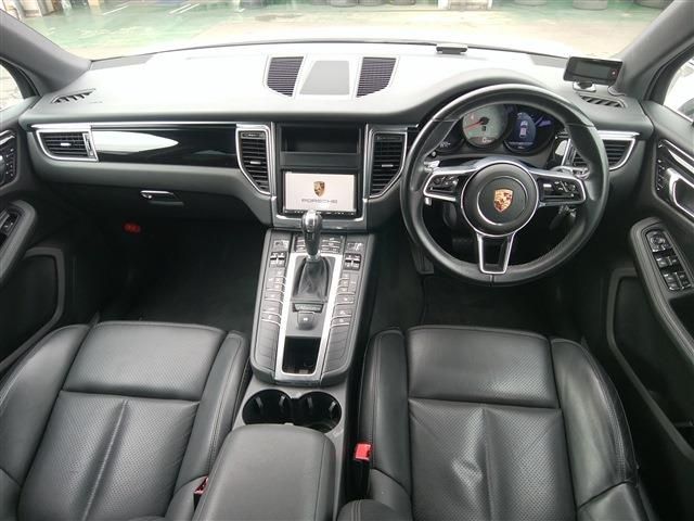 PORSCHE MACAN 2015 Image 31