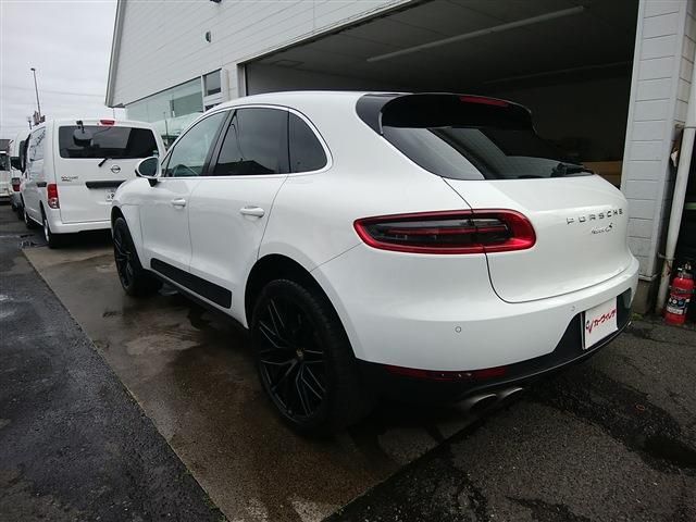 PORSCHE MACAN 2015 Image 31