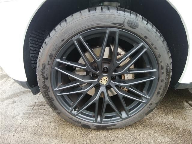 PORSCHE MACAN 2015 Image 31