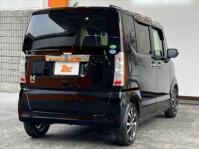 HONDA N BOX 2017 Image 31
