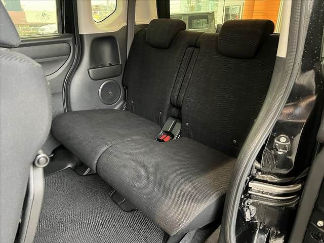 HONDA N BOX 2017 Image 31