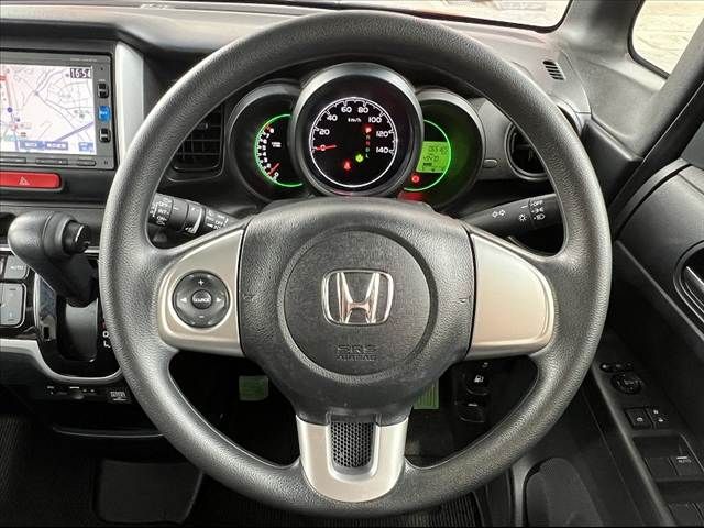 HONDA N BOX 2017 Image 31