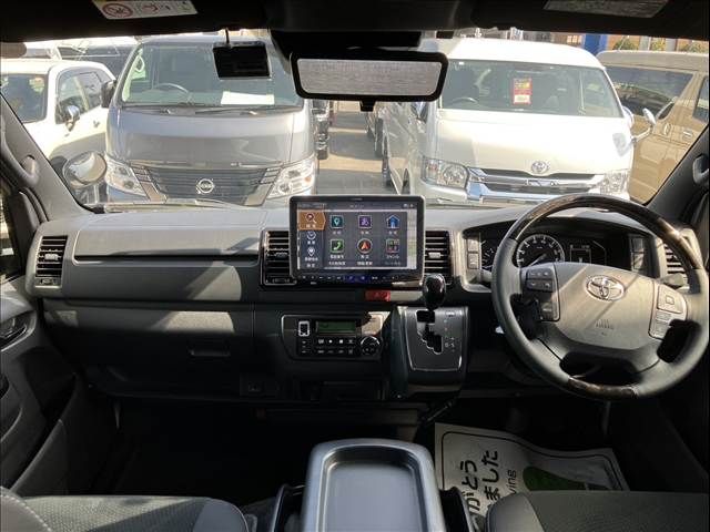 TOYOTA HIACE VAN 2WD 2022 Image 31