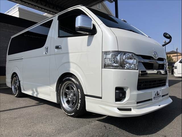 TOYOTA HIACE VAN 2WD 2022 Image 31