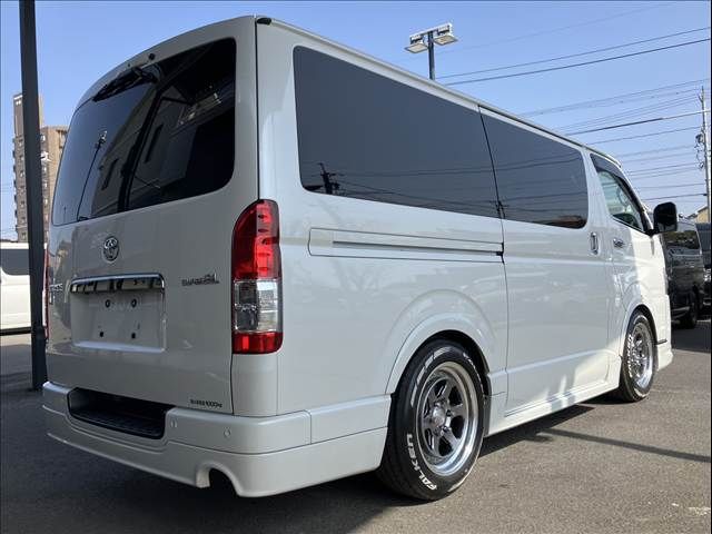 TOYOTA HIACE VAN 2WD 2022 Image 31