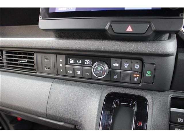 HONDA N BOX CUSTOM 2024 Image 31