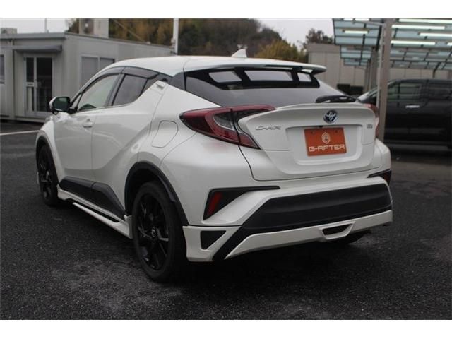 TOYOTA C-HR 2019 Image 31