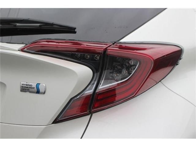 TOYOTA C-HR 2019 Image 31