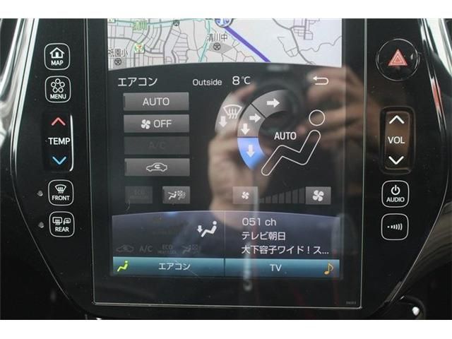 TOYOTA PRIUS PHV 2018 Image 31