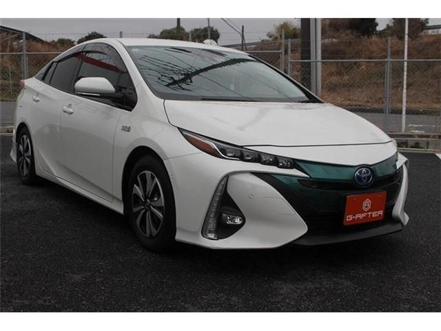 TOYOTA PRIUS PHV 2018 Image 31