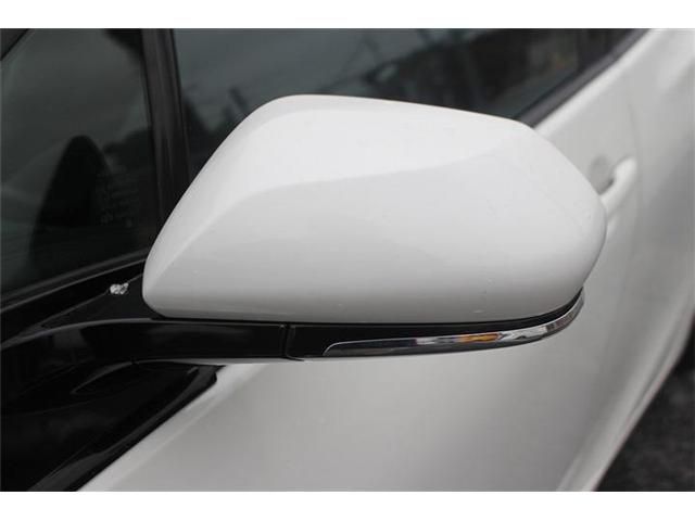 TOYOTA PRIUS PHV 2018 Image 31