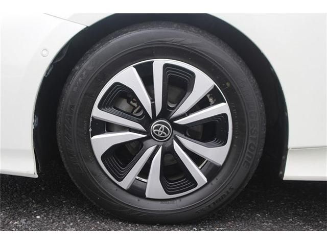 TOYOTA PRIUS PHV 2018 Image 31